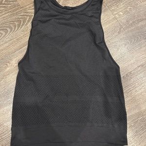 Lululemon black tank size 6 with mesh details